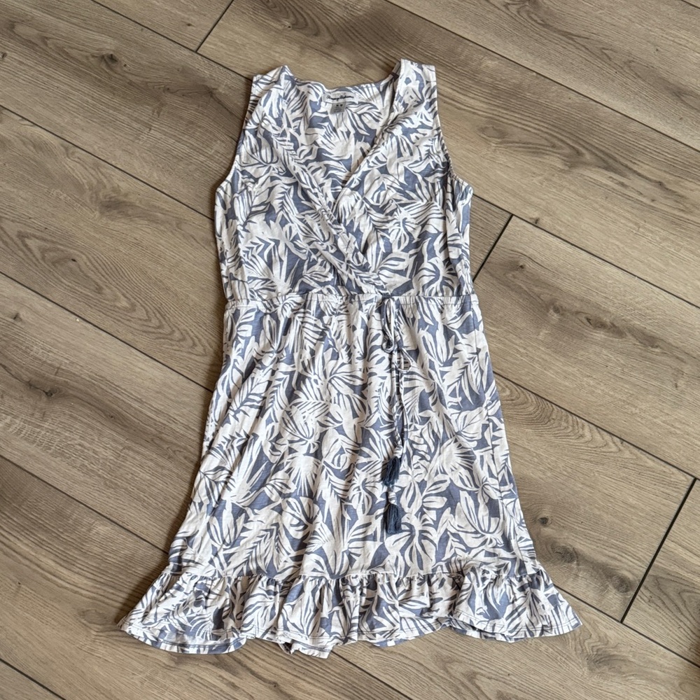 Tommy Bahama White & Blue Leaf-Print Faux Wrap Mini Dress